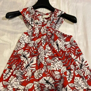 Weekend by Suzanne Betro Awesome Cross Front Top, Size M, Color Red White Black